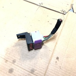 Renault espace v 2.0 dci реле 110675590r фото №1