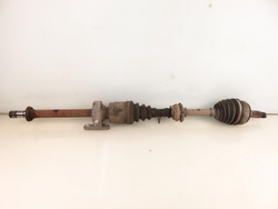 Піввісь права honda cr-v ii 2.0 фото №1