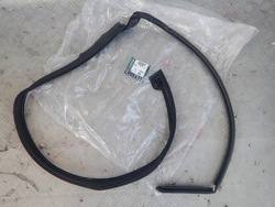 Range rover sport прокладка кузовна двері фото №1