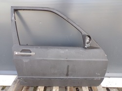 Дверь правые передние mercedes w201 фото №1