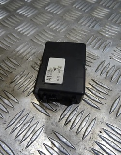 Toyota c-hr модуль блок управления коробка предохранителей 82641-47050-a фото №1