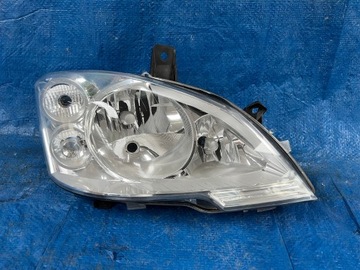 Mercedes vito w639 рестайлінг права лампа передня фото №1