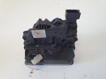 Opel meriva b замок двері праві зад задній 9 pin фото №1