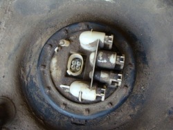 Насос помпа топлива 2.5 td5 land rover discovery 2 ii фото №1