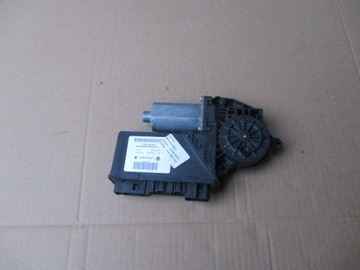 Двигунчик скла лівий зад vw touareg 7l 3d0959795e фото №1