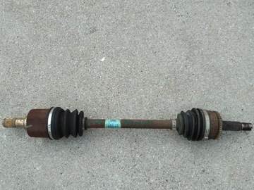 Піввісь ліва kia rio iii рестайлінг 1.4 16v 2015r фото №1