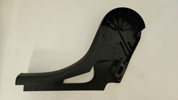 Audi q5 захист петля сидіння корпус 80a883860 rh фото №1