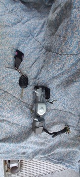 Ключ замок запалювання ford c-max mk1 3m51-3f880-ac фото №1