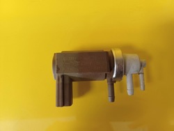 Клапан вакуум audi a6 c5 059906627c nr62 фото №1