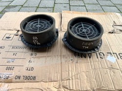 Audi a8 d4 4h динамик дверь зад фото №1