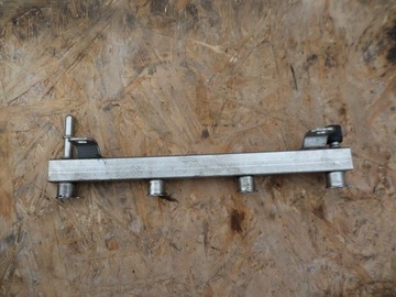 Планка впрыскивающий топлива opel corsa d astra j 1.2 1.4 16v a14xer a12xer фото №1