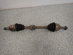 Nissan note e11 06-11 1.6 benz автомат полуось левая фото №1