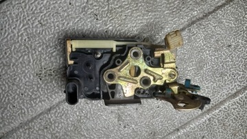 Замок левый зад daewoo nubira 2.0b 02r фото №1