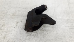 Лапи кронштейн генератора audi a4 b6 3.0 v6 asn фото №1