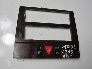 Консоль средняя выключатель awaryj mercedes w210 97r фото №1