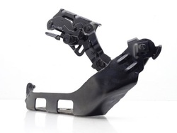 Петля капота кришки двигуна лівий mercedes e-klasa w212 a2058800828 фото №1