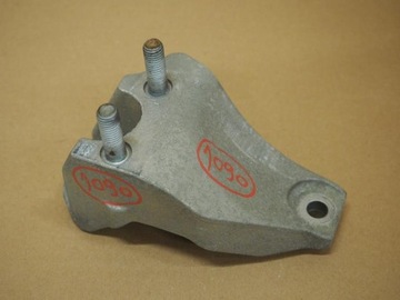 Лапи кронштейн двигателя 1.6 tdci ford fiesta mk7 фото №1