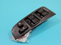 Переключатель стекло toyota avensis ii t25 84820-05100 eu фото №1