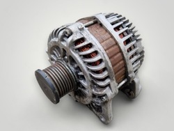 Nissan qashqai 1 i j10 рестайлінг 1.6 dci r9m регулятор напруги генератор фото №1