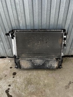 Alfa romeo giulia stelvio 2.2 комплект радіатор радіаторів вентилятор дизель фото №1