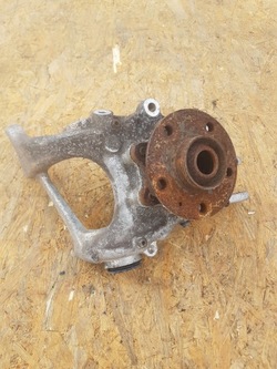 Поворотный кулак ступица левый зад audi q5 sq5 8r0505435a фото №1