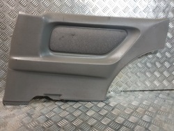 Оббивка боковина задній праві bmw e36 compact 8266302 фото №1