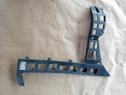 Ковзун кріплення бампера лівий зад passat b6 фото №1