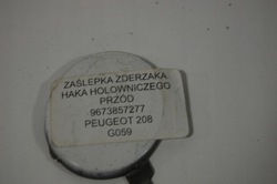 Peugeot 208 заглушка бампера перед фото №1