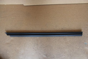 Планка двері vw polo 9n 02-08 6q4837471a фото №1
