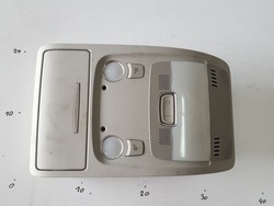 Audi q5 8r 08-12r лампа потолок 8t0947135b фото №1