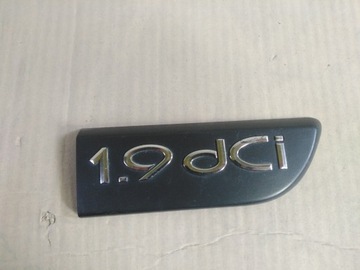 Renault megane 1.9dci 8200073440 емблема перед p фото №1