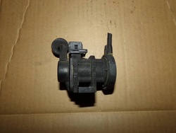 Клапан вакуум vectra c saab 93 2.2 d фото №1