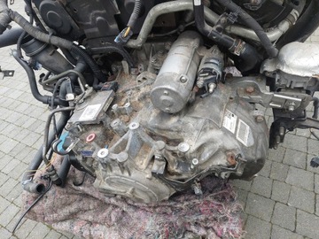 Citroen peugeot коробка передач коробки передач автомат 20gv04 фото №1