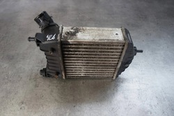 Радиаторов интеркулер fiat punto ii 1.9 фото №1