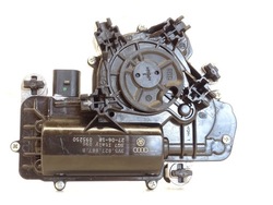 Замок доводчик кришки багажника skoda superb ii audi q5 80a 3v5827887b фото №1