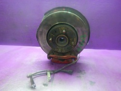 Volvo v40 i 1.9 di поворотна опора перед права abs фото №1