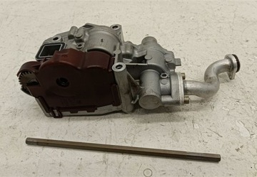 Насос масла audi a6 c6 a8 d3 s5 rs5 rs4 4.2 fsi v8 bvj cau 079115103t фото №1