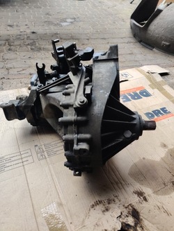 Vw transporter t5 jqt коробка передач коробки передач 1.9 tdi фото №1