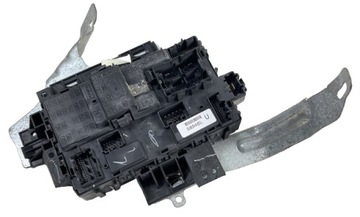 Explorer 10- коробка запобіжників 3s03u0500 фото №1