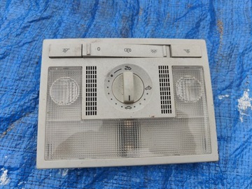 Seat toldeo iii лампа освітлення інтер'єру 6q0947105 фото №1