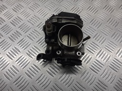 Дроссельная заслонка audi a3 8l 1.8 06a133064m фото №1