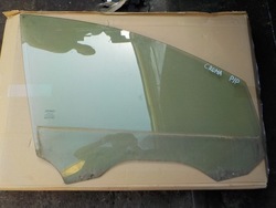 Скло праві перед fiat croma ii 2007r фото №1