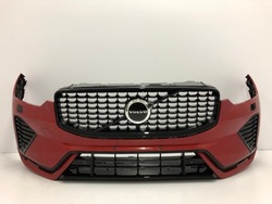 Volvo xc60 ii 2 рестайлинг r-design 2022- бампер переднее plus плита фото №1