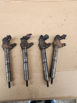 Форсунки audia6 a5 q3 q5 cnh 04l130277ae комплект фото №1