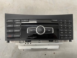 Радіо навігація команд a2189008402 mercedes cls w218 фото №1