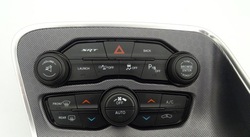 2015 challenger srt 6.4 панель кондиционера радар фото №1