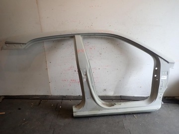 Обшивка праві поріг стійка hyundai i20 ii 2014- фото №1