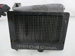 Toyota rav4 ii рестайлинг d4d интеркулер радиаторов фото №1