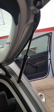 Амортизатор крышки багажника зад vw golf 5 plus фото №1