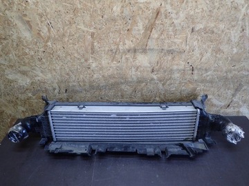 Інтеркулер mercedes c клас w204 a2045000200 фото №1